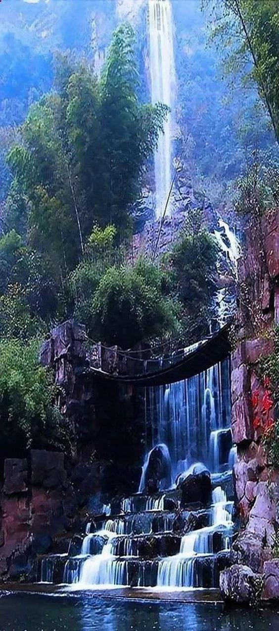 此景只应天上有，但留绝色在人间！