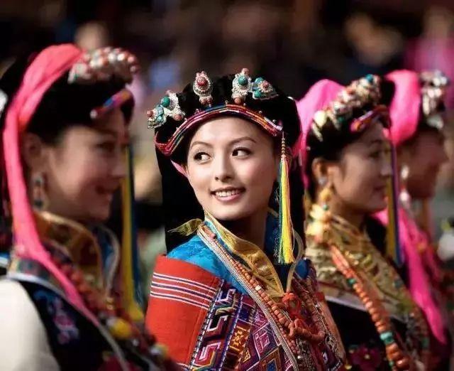 中国竟然隐藏了一个“女儿国”，真正的世外桃源