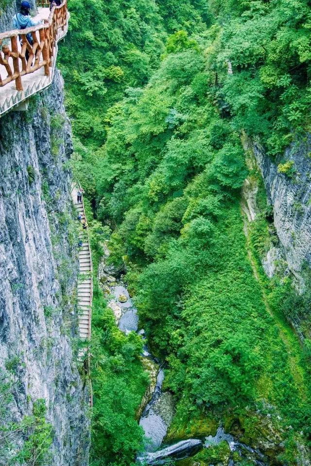 夏天的恩施，就是隐藏在深山中的“仙本那”