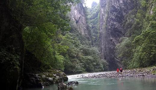 武陵峡风景区：原生态峡谷，探险月亮洞