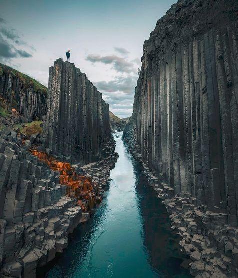 一位外国小伙被中国美景深深吸引，拍出了中华大地最美神韵