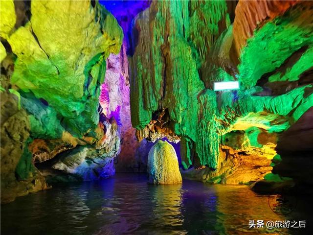 湖北咸宁一座地下宫殿，多彩的喀斯特景观，适合避暑的小众景点
