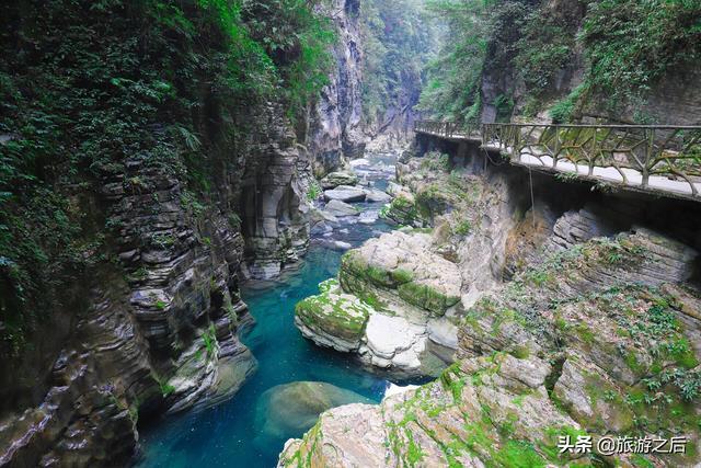 湖北小县城的一条小河，惊世骇俗的自然风景，不仅仅是人间仙境