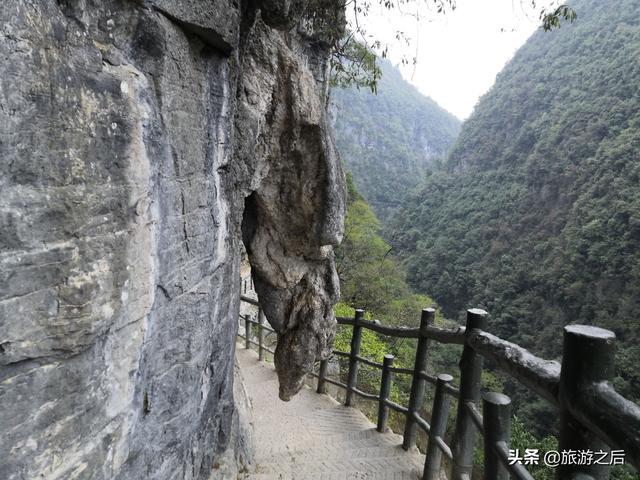 湖北小县城的一条小河，惊世骇俗的自然风景，不仅仅是人间仙境