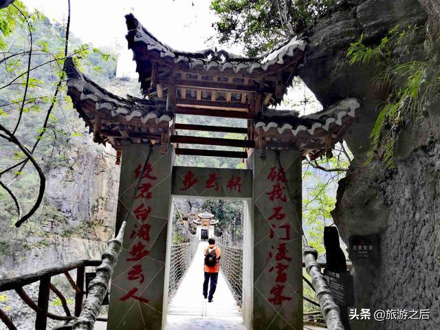 湖北小县城的一条小河，惊世骇俗的自然风景，不仅仅是人间仙境