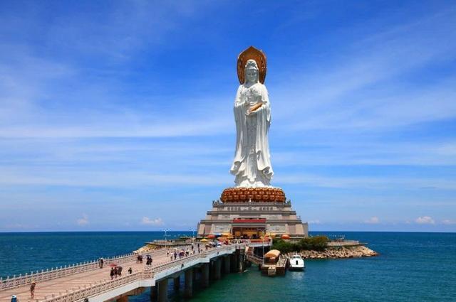 为何飞机经过南海观音像时，都要绕飞一圈再降落？专家：并非迷信