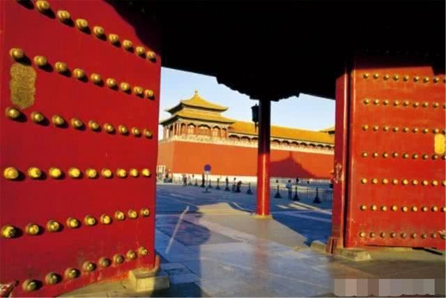 故宫为何一到5点就准时清场，61年前的一个教训，至今不能忘记！
