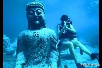 故事：海底惊现千年佛寺，再现婆罗浮屠