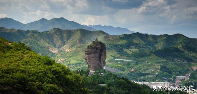 上帝没事儿爱丢鞋：一双丢在双塔山，一双丢在梵净山，不信自己看