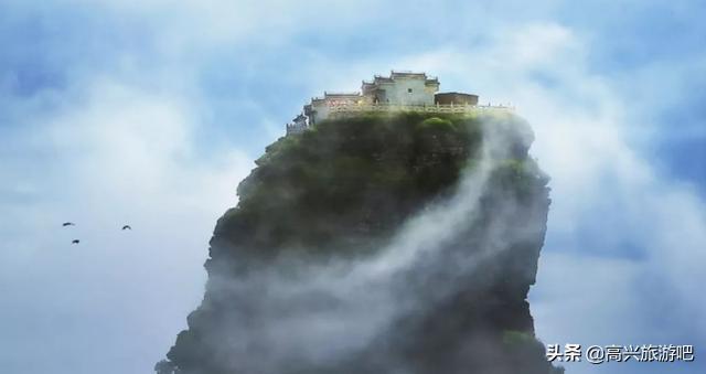 上帝没事儿爱丢鞋：一双丢在双塔山，一双丢在梵净山，不信自己看