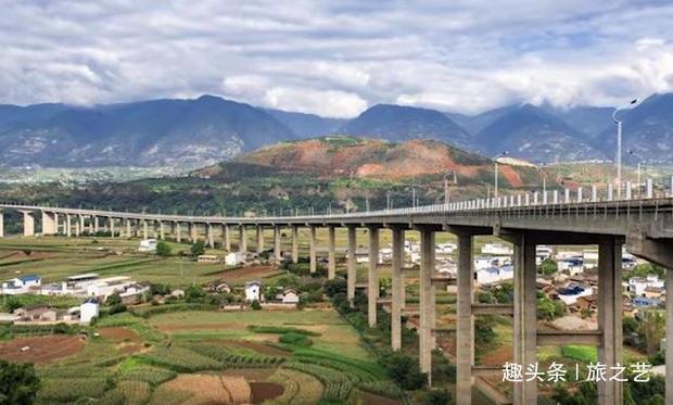 中国最特别的大桥，1公里内不允许拍照，且每次只能走1辆车