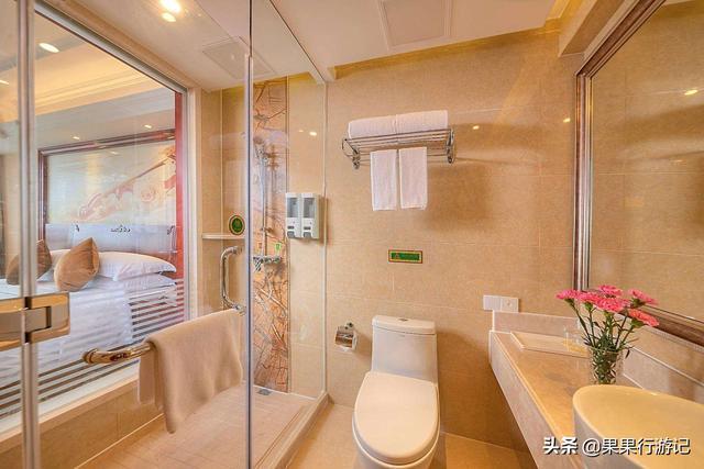 旅游住酒店，为什么先要烧一壶开水倒进马桶？听听客房保洁员咋说