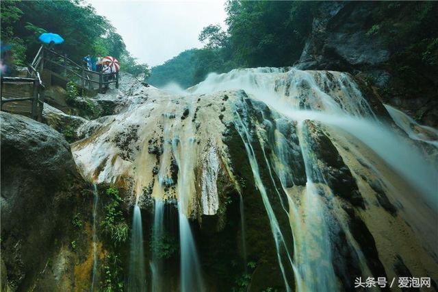湖北十堰郧县虎啸滩风景区，被誉为无山不奇、无水不秀的景区