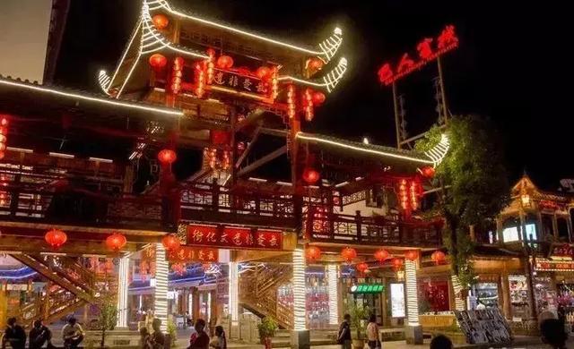 夏天的恩施，就是隐藏在深山中的“仙本那”