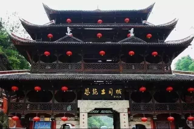 夏天的恩施，就是隐藏在深山中的“仙本那”