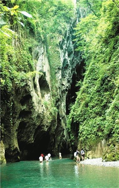 「十堰」陶渊明笔下的“桃花源”在十堰？探秘武陵峡风光