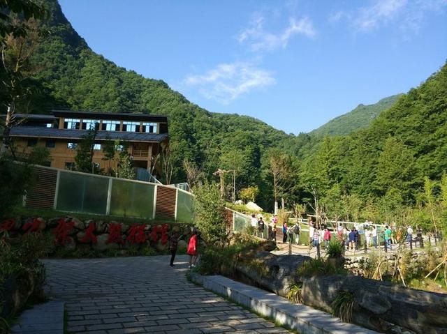 【传说游神龙架】之官门山、神农坛、天生桥、神农顶