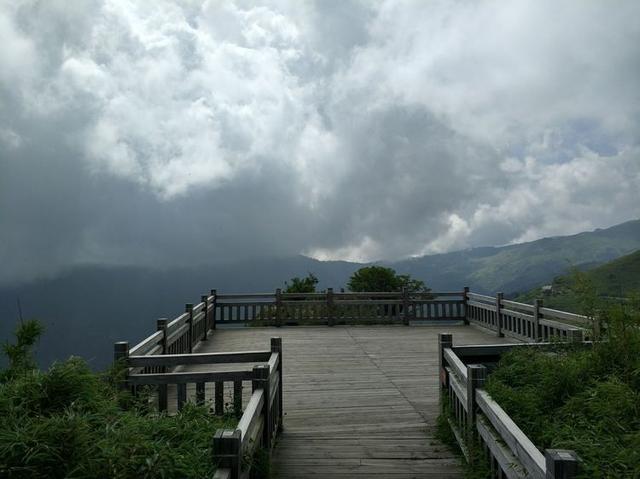 【传说游神龙架】之官门山、神农坛、天生桥、神农顶