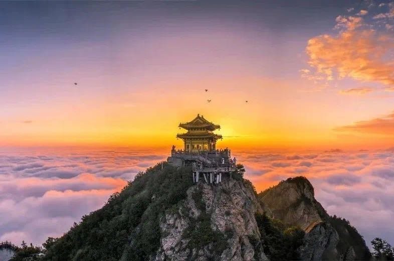 河南最接近仙境的地方，老君山云海平均每年多达130天