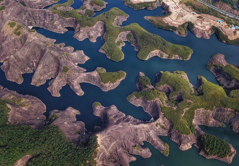 湖南高椅岭，一个被上帝遗忘的地方，十分惊险不收门票