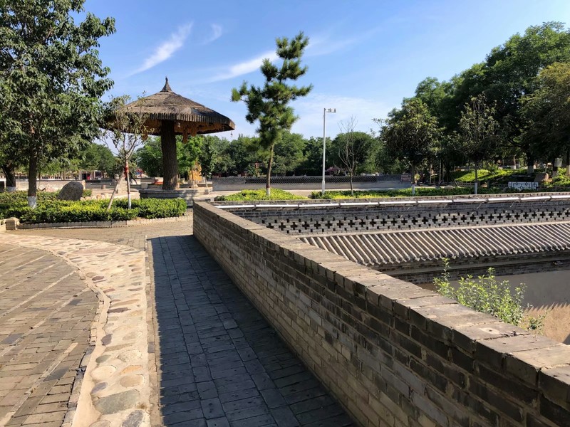 中国地下院落：陕州地坑院