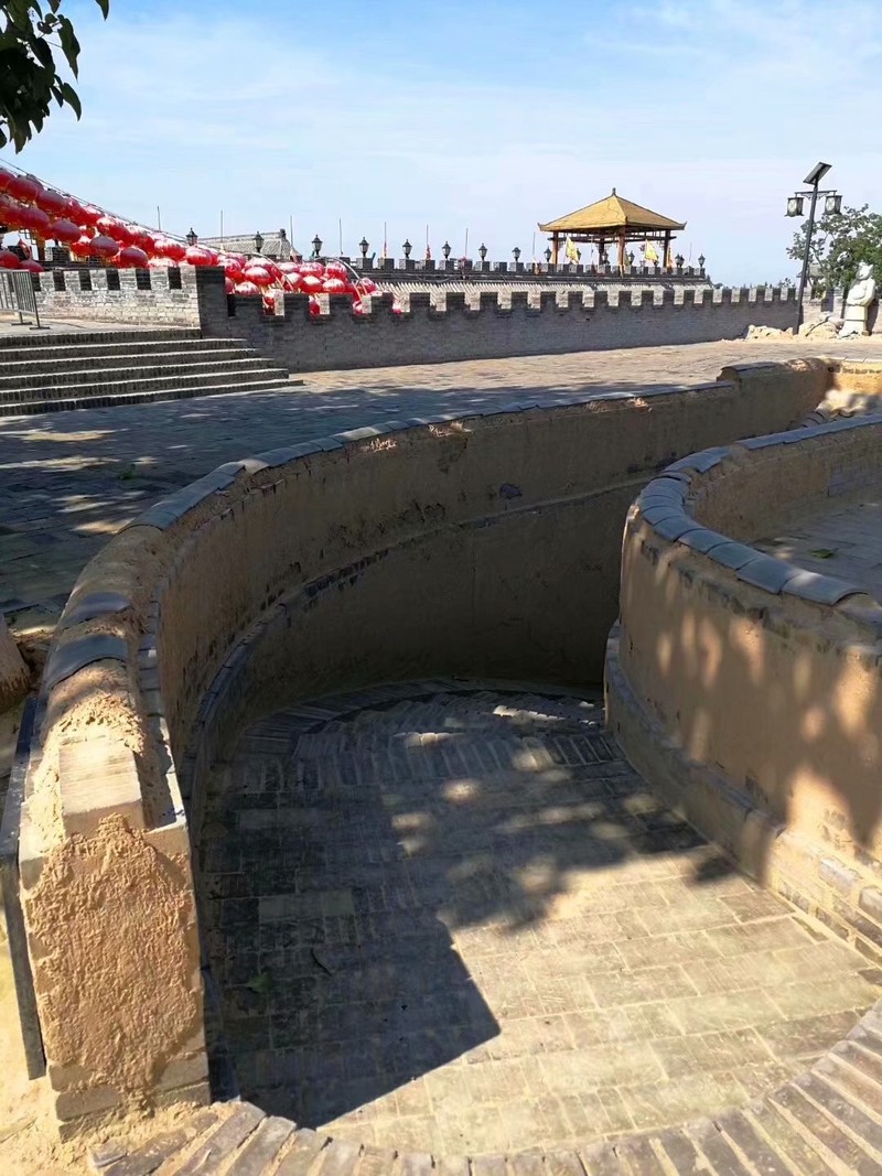 中国地下院落：陕州地坑院