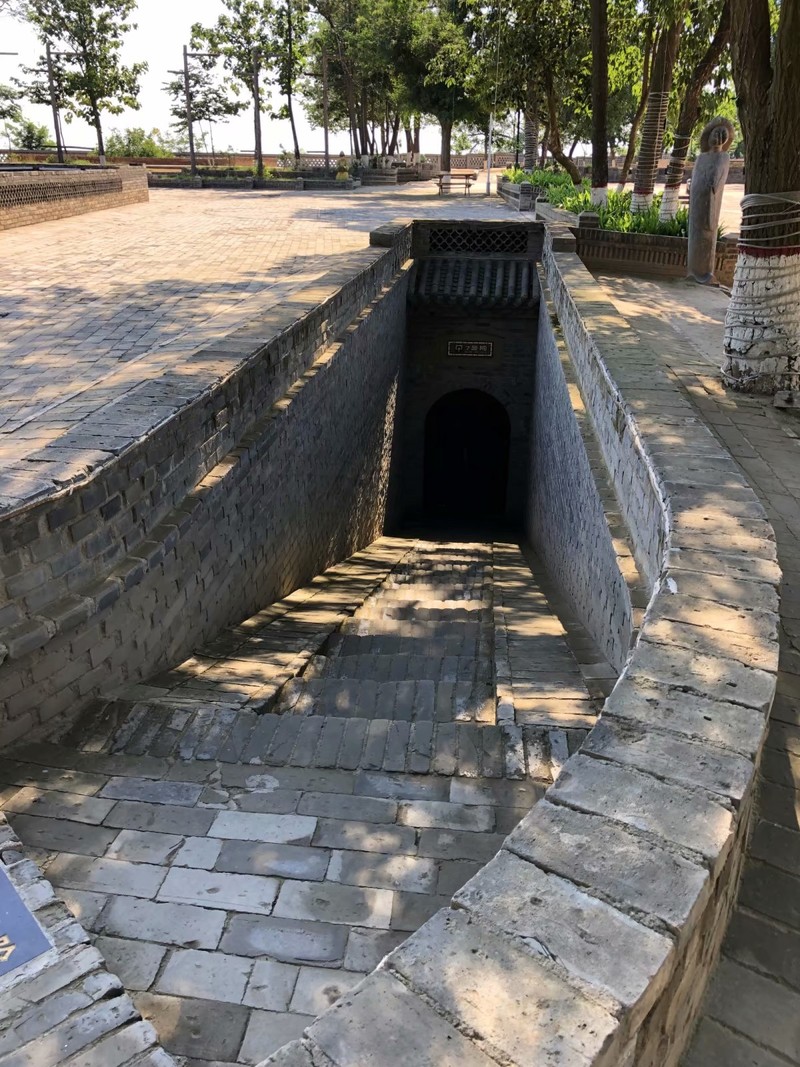 中国地下院落：陕州地坑院