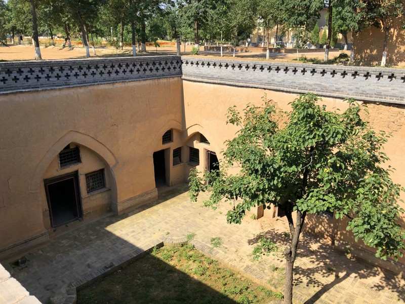 中国地下院落：陕州地坑院