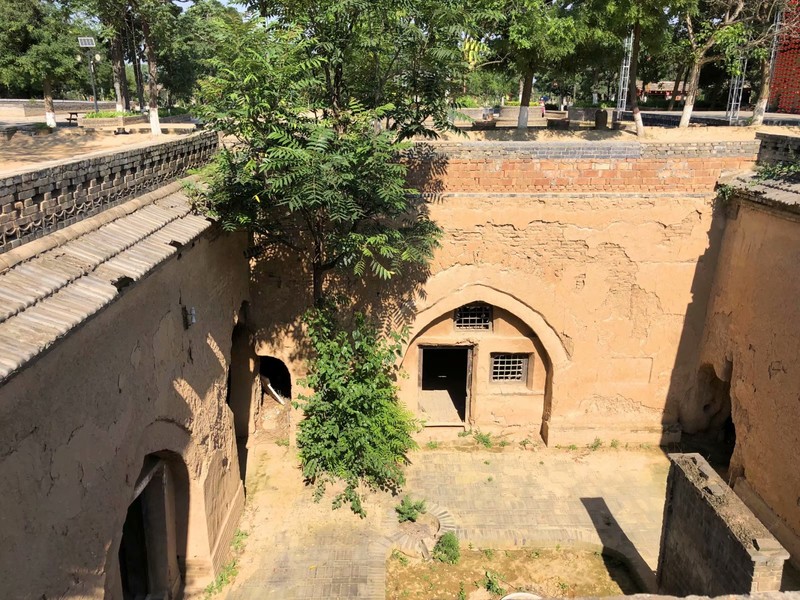 中国地下院落：陕州地坑院