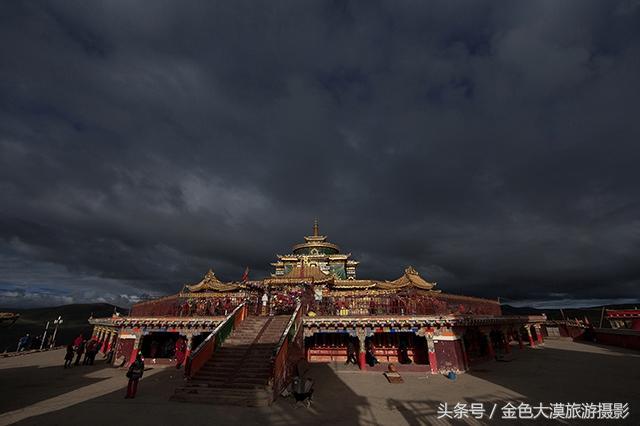 色达，是生命中不可不去的佛国盛景！