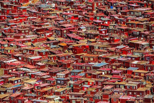 终于明白，为什么那么多人要去色达！太震撼了