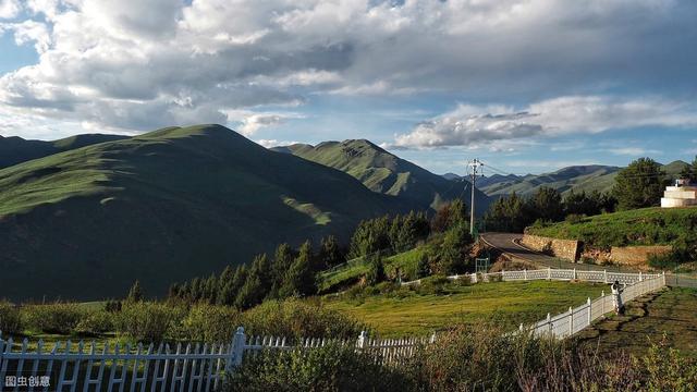色达，极具民族特色的旅游胜地