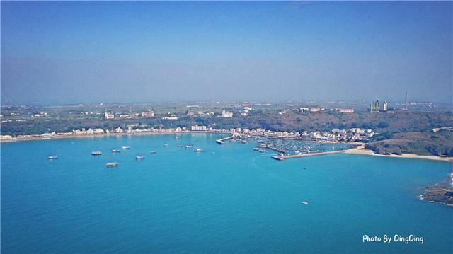 一个很小很小的岛屿，是中国最大也是最年轻的火山岛涠洲岛