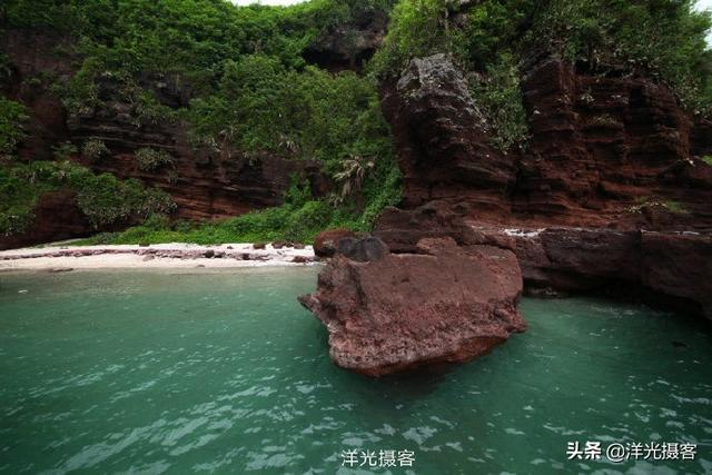北海涠洲岛，国内地质年龄最小火山岛，探秘独特的海蚀风景