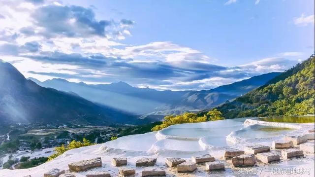 谁说看“棉花堡”就要去土耳其？云南小众秘境白水台足矣让你惊艳