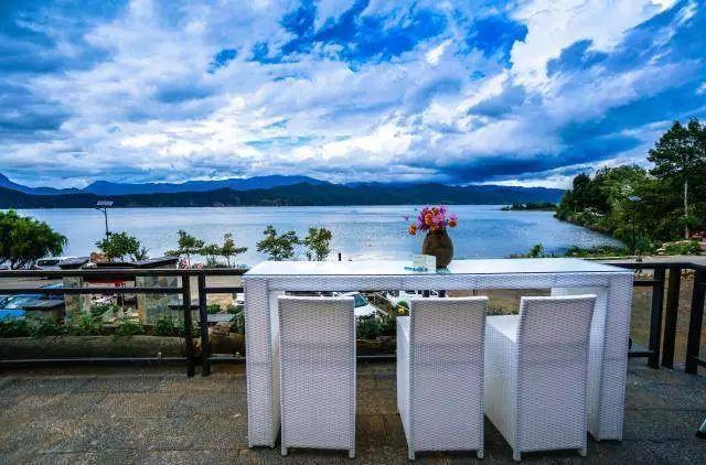 泸沽湖，一个让你忍不住一去再去“有毒”的地方