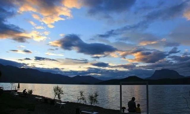 泸沽湖，一个让你忍不住一去再去“有毒”的地方