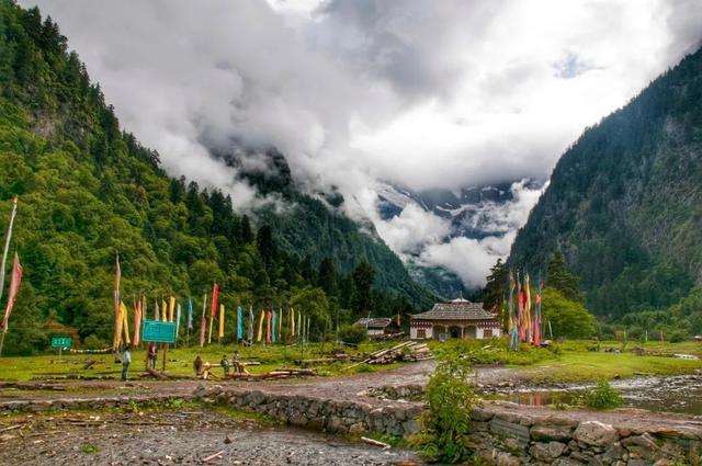 不去天堂，就去雨崩