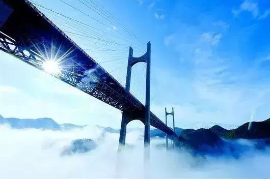 恩施，究竟有怎样的魅力，  获得这么多的赞誉呢？