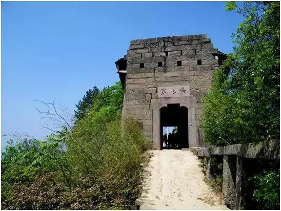 恩施，究竟有怎样的魅力，  获得这么多的赞誉呢？