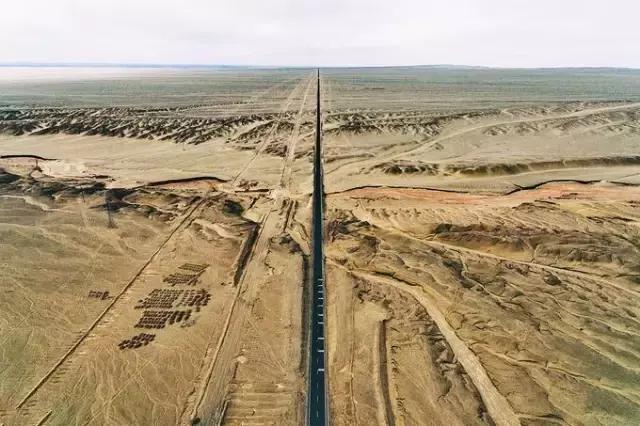 中国最大最壮美的水上雅丹，神奇惊艳，世间少有！