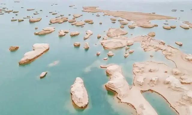 看一眼就莫名心动，这里是吉乃尔湖