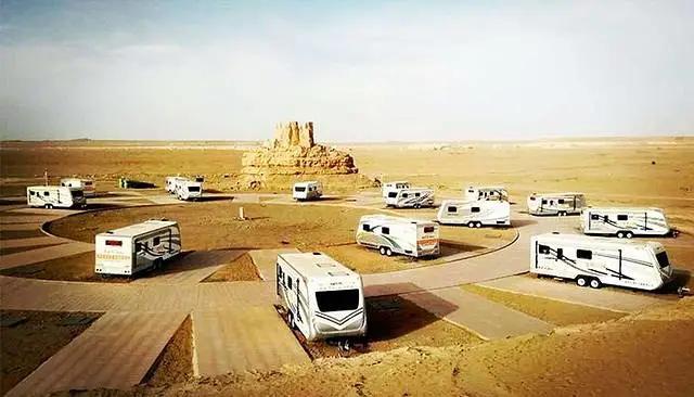 看一眼就莫名心动，这里是吉乃尔湖