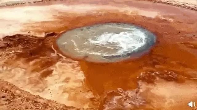 看一眼就莫名心动，这里是吉乃尔湖