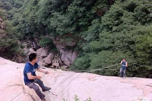 独家自驾-4月12日发团丨入门级技术活动-重走羊圈沟挑战小华山狼道