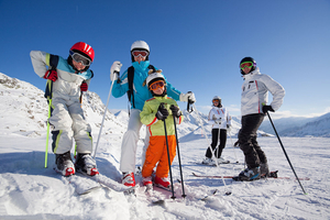 纯玩游丨12月4日神农架神农架国际滑雪场+天悦温泉+西关印象2日游 
