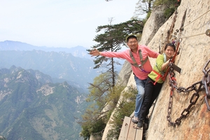 8月6日-华山2日游丨华山免门票畅游华山+棣花古镇2日游388元