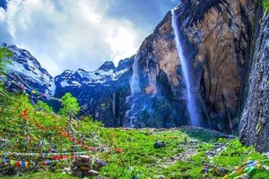 11月10日驴友游-徒步雨崩+虎跳峡-飞机团丨经典户外线路之徒步雨崩梅里雪山朝圣之旅