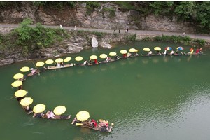 班河大峡谷1日游158元/人（报名即送精美礼品一个）