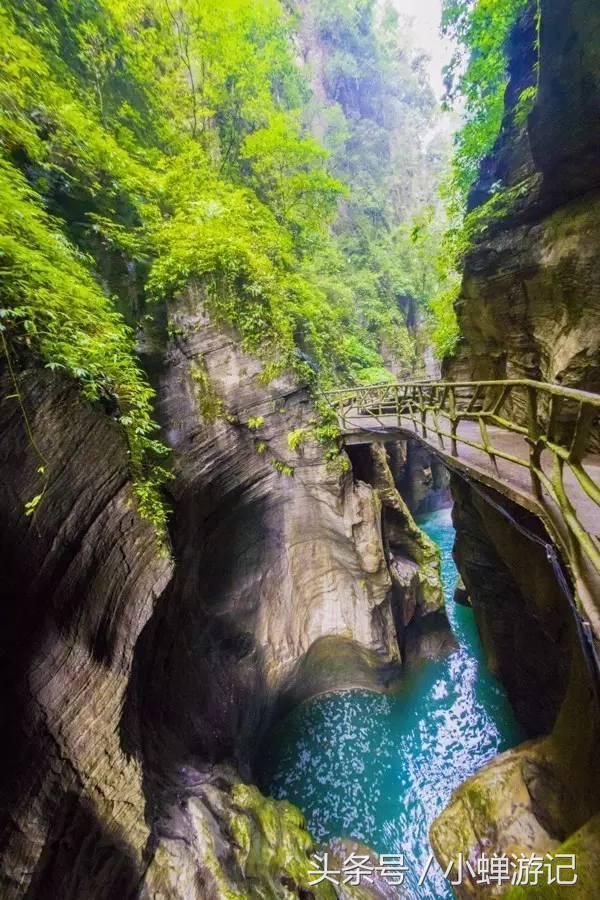 鄂西南恩施州旅游的新名片——石门河峡谷感受与世隔绝幽奇峡谷！